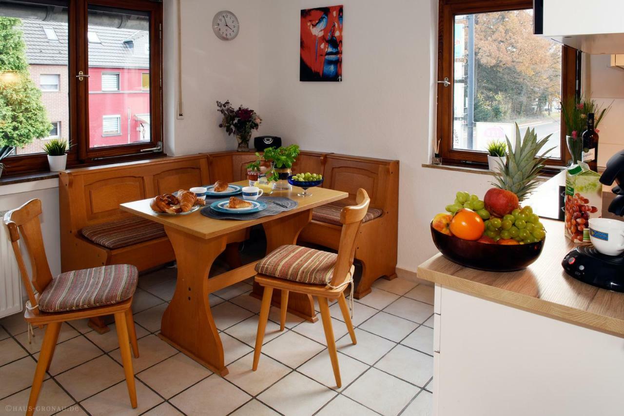 Haus Gronau Lejlighed Bergisch Gladbach Eksteriør billede